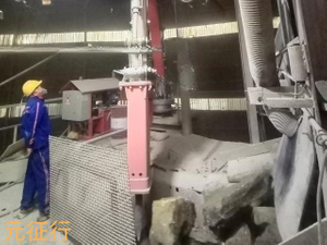 元征行电动液压固定式碎石工作臂